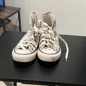 Men’s Converse Chuck Taylor size 5.5